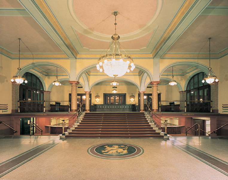 Stadthalle/Foyer